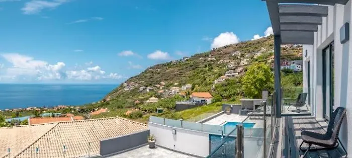 Arizonna Arco da Calheta (Madeira)